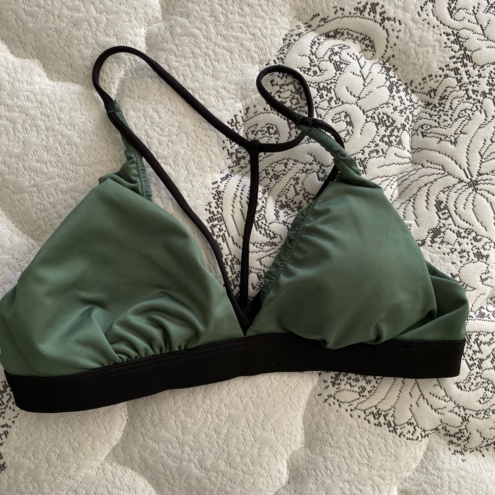 Victoria’s Secret Sport, sports bra size S